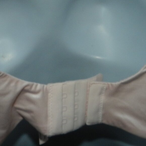 VICTORIA SECRET BODY BY VICTORIA 24/7 WEAR PERFECT COVERAGE BRA🆕⌚📦🏃💨🚚 - Picture 12 of 16